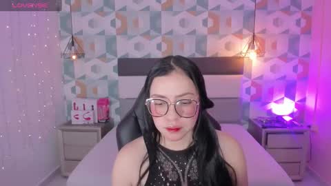 Megan  online show from March 6, 12:30 pm