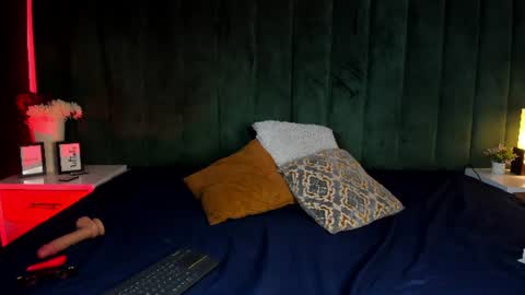 MEGAN EVANS online show from June 14, 2:24 am