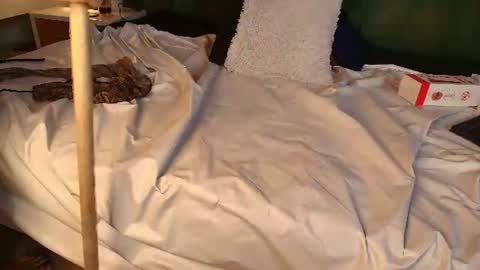 MEGAN EVANS online show from June 12, 4:09 am