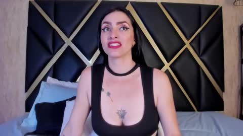 Megan Hofman online show from November 22, 4:04 am