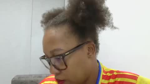 megan        online show from July 4, 4:30 am
