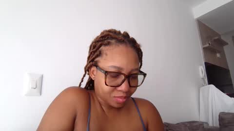 megan        online show from April 5, 3:11 pm