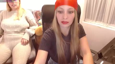 Snapshot of meganlk chatting on February 26, 2:27 pm MEGAN online show from February 26, 2:27 pm