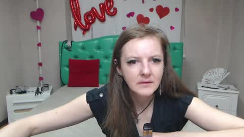 MeganPirs online show from April 25, 5:10 am