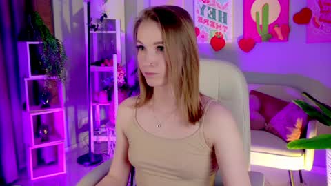 megan online show from April 5, 8:41 pm