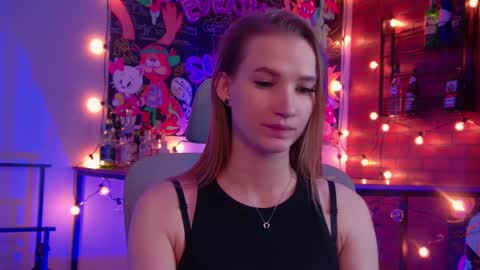 megan online show from April 22, 8:50 pm