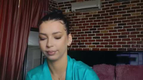 Megan online show from October 1, 5:23 am