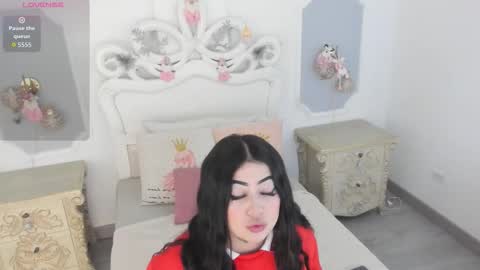 Megan online show from December 18, 11:48 am