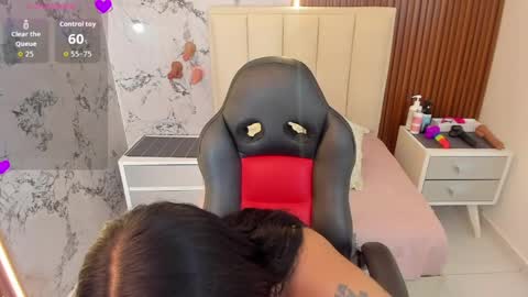 M E G A N  online show from April 25, 4:04 am