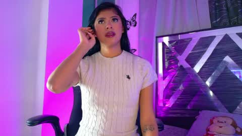 meggan online show from April 16, 9:25 pm