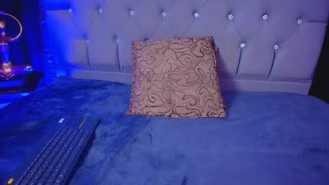 meggan online show from October 17, 5:21 am