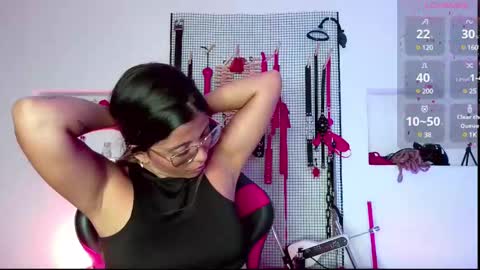Snapshot of meggan_greey chatting on February 9, 7:41 pm Your best slave online show from February 9, 7:41 pm