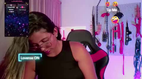 Snapshot of meggan_greey chatting on October 15, 2:08 pm Your best slave online show from October 15, 2:08 pm
