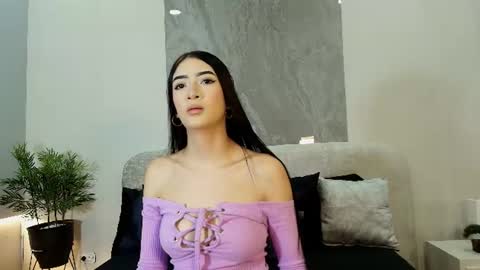 MEGGAN LUXX online show from June 29, 11:10 am