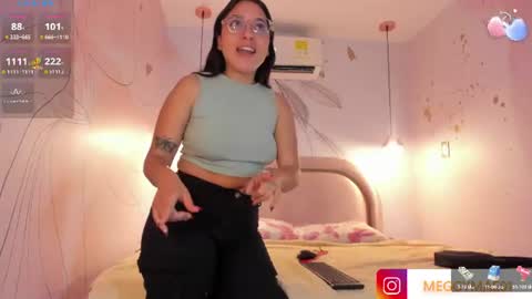 MEGGY MAE online show from June 17, 2:07 pm