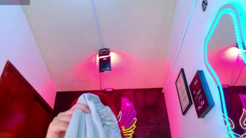 Meghan online show from April 20, 3:09 am