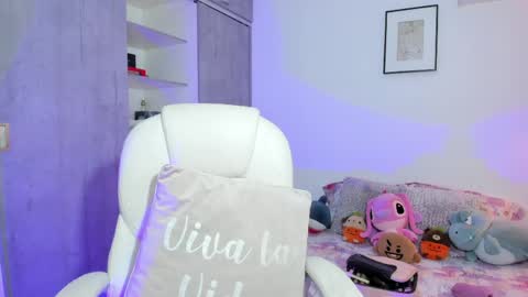 Ann online show from April 22, 2:08 am