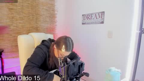 Snapshot of mei_millers chatting on October 13, 11:57 am MELISSA online show from October 13, 11:57 am
