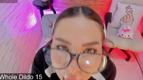 Snapshot of mei_millers chatting on October 21, 11:47 am MELISSA online show from October 21, 11:47 am