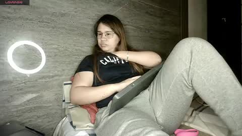 mei chang online show from April 28, 4:49 am