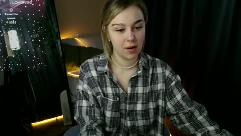 Mel online show from April 4, 8:35 am