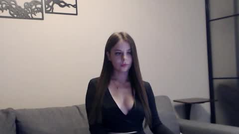 Snapshot of meladams chatting on October 19, 8:00 pm meladams online show from October 19, 8:00 pm