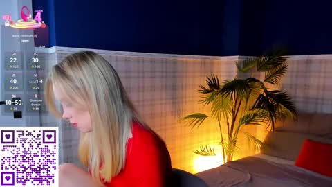 Snapshot of melanie_ryer chatting on October 11, 1:21 am Melanie online show from October 11, 1:21 am