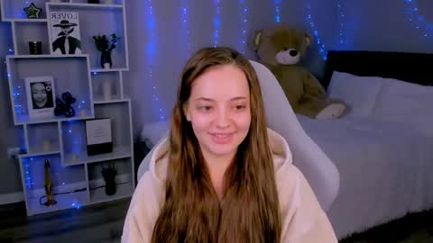 MelanieAlves online show from April 25, 2:36 pm