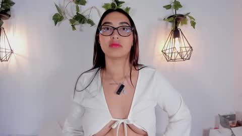 Melanie online show from February 11, 11:44 am