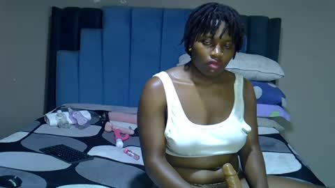 Moon online show from July 28, 12:48 pm
