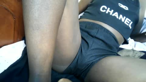 melanin_princess2 online show from June 26, 7:04 pm