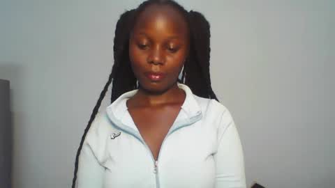 Snapshot of melanin_sassy96 chatting on January 9, 12:30 pm bad lil shawry online show from January 9, 12:30 pm