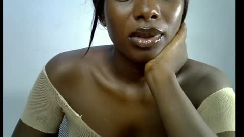Snapshot of melanine_floral chatting on February 4, 7:11 pm Praiz online show from February 4, 7:11 pm