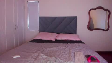 melany_arizaaa online show from April 20, 10:57 pm