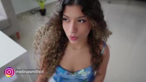 MelinaSmith  online show from February 20, 10:48 pm