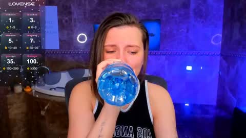 Melinda online show from April 21, 1:42 am