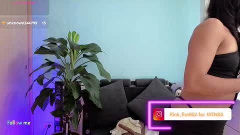 Melissa online show from November 25, 3:58 pm