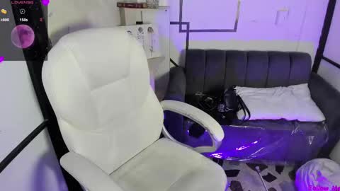Snapshot of melisabostton_ chatting on February 26, 8:35 pm Melissa online show from February 26, 8:35 pm