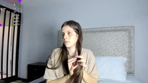 Snapshot of melisabostton_ chatting on February 14, 12:57 pm Melissa online show from February 14, 12:57 pm