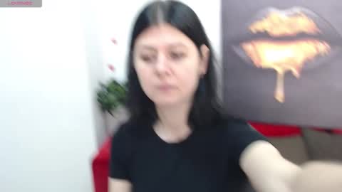Melisa online show from December 5, 9:21 am