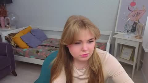 Sophia online show from March 27, 8:26 am