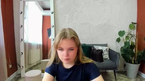 Snapshot of melissa_199 chatting on October 8, 9:13 am Sophia online show from October 8, 9:13 am