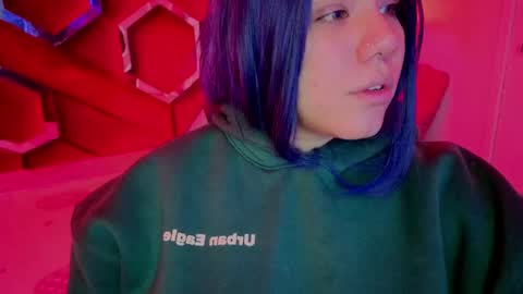 Lissa  online show from April 14, 7:03 pm