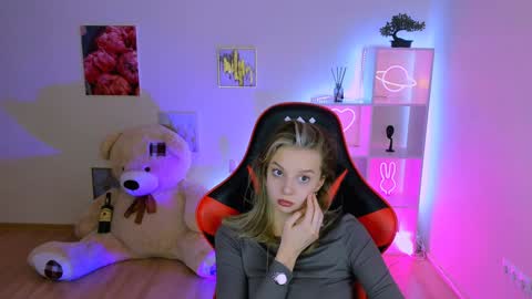 Melissa online show from January 20, 8:40 pm