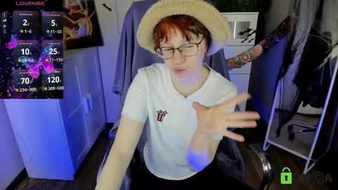 Melissa online show from October 28, 9:19 pm