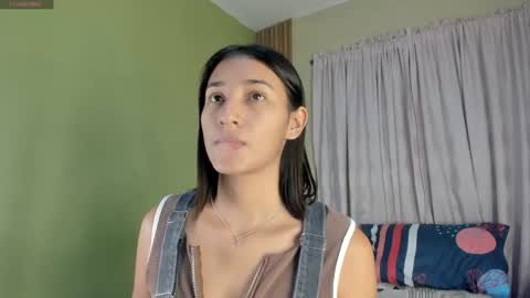 Snapshot of melissacute50 chatting on October 19, 2:35 am Meli online show from October 19, 2:35 am