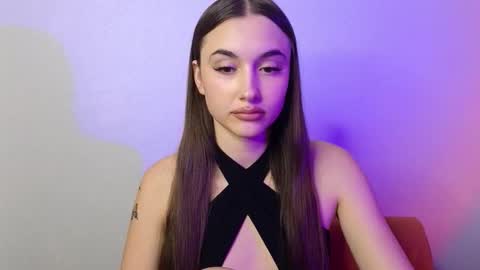 Mel online show from November 10, 1:06 pm