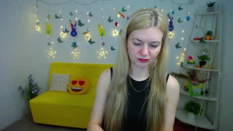 Melissa online show from April 3, 1:42 pm