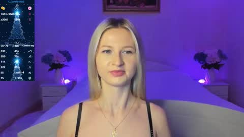 Mellina online show from December 15, 8:36 pm