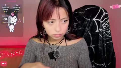 mellody online show from April 13, 4:08 pm